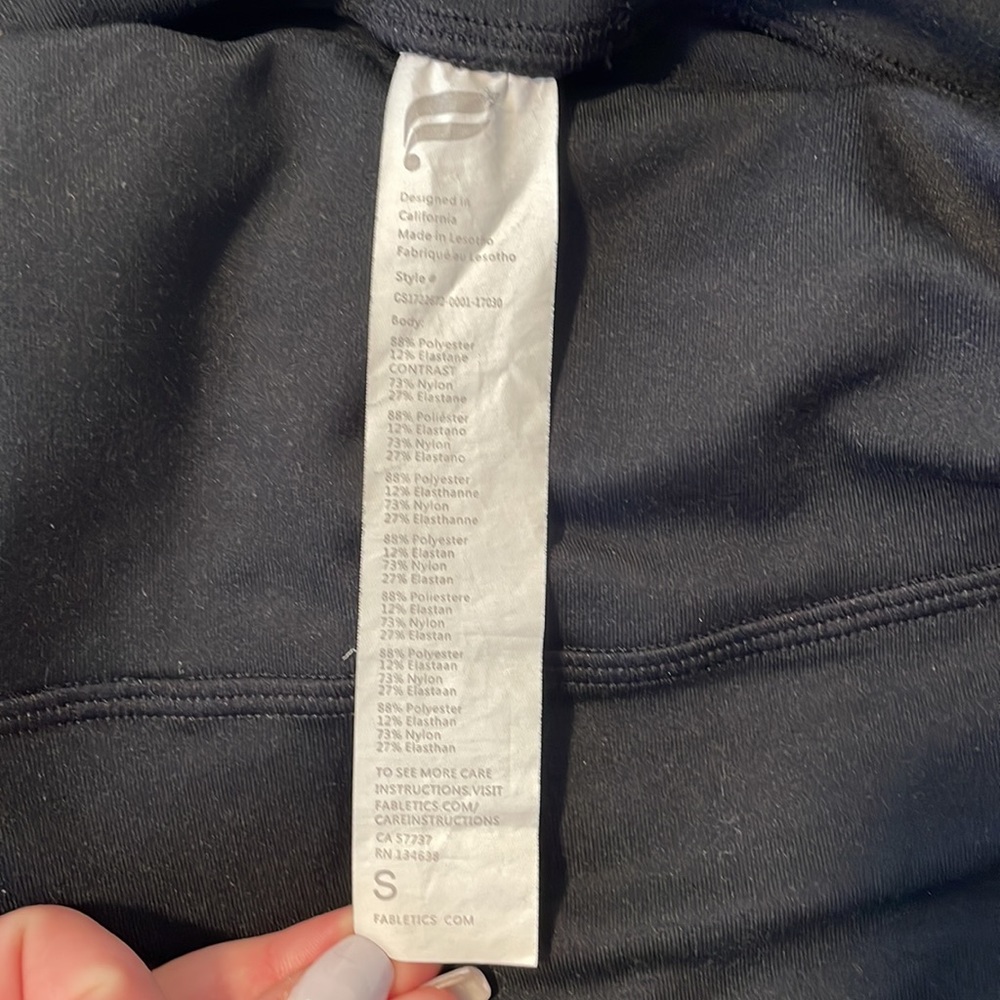 Fabletics Leggings Size Small - image 5
